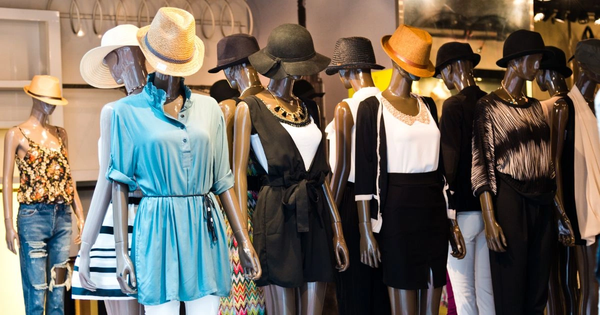 Fast Fashion vs Slow Fashion: Which One is Right for You?