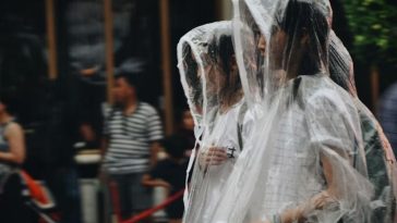 Bold Transparent Raincoats That Transform Style in 2025